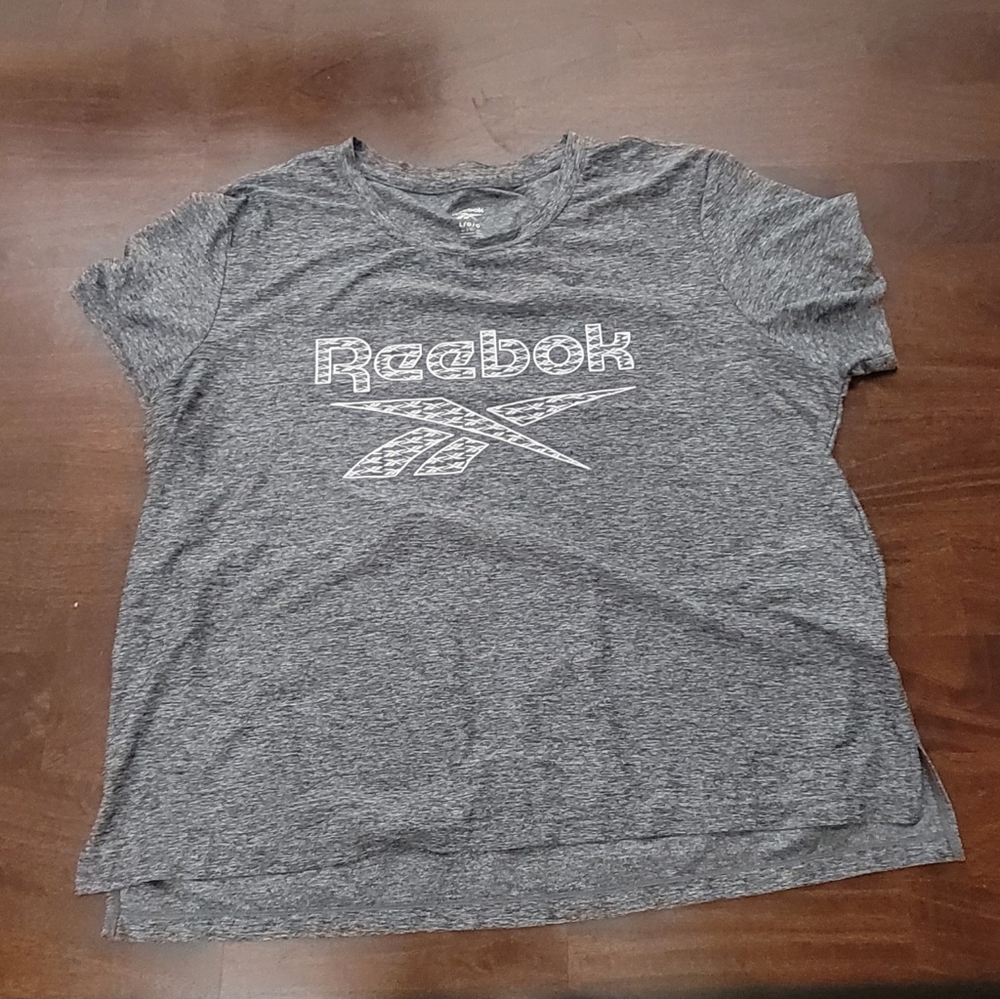Reebok Gray wicking T-Shirt